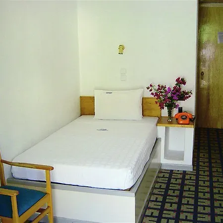 Hotel Odyssey 2*