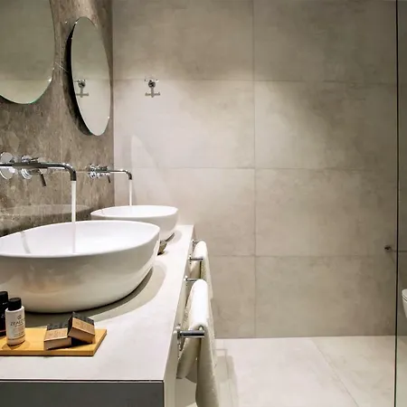 Odyssey 2* Agios Nikitas