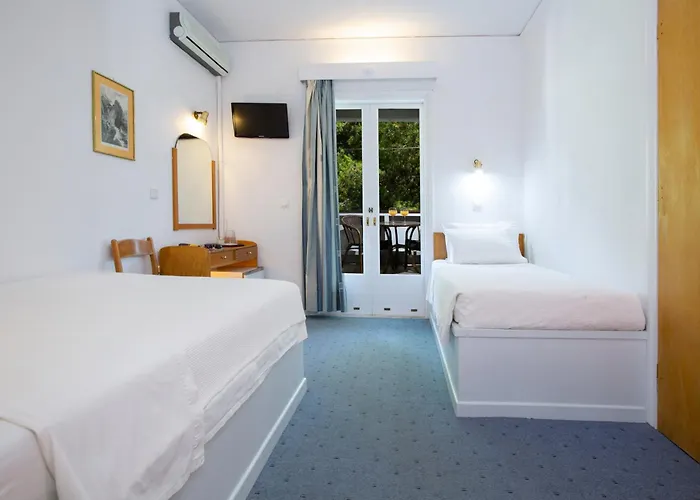 Odyssey Hotel 2*